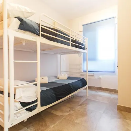 Wide And Diaphanous- 3bd 2bth- Alcazar Apartment *