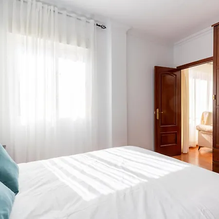 Bn Luminoso Familias En Excelente Ubicacion Apartment