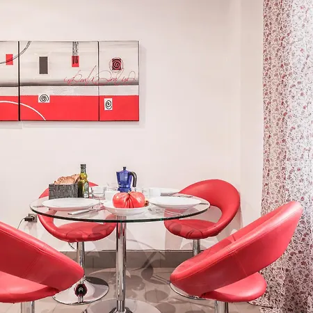 Apartment In Triana *