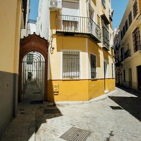 Attic With Terrace- 1bd 1bth- Corral Del Rey *