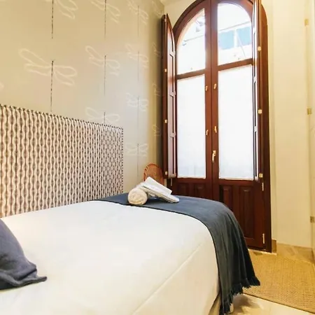 New With Height- 2bd 1bth- Pajaritos * Seville