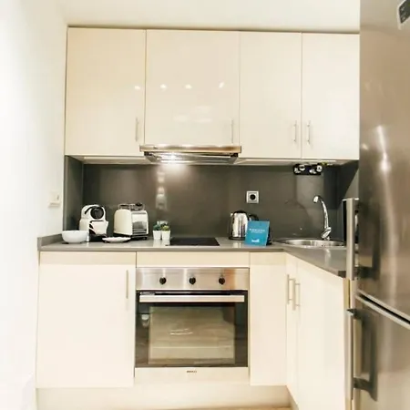 Apartment New With Height- 2bd 1bth- Pajaritos Seville
