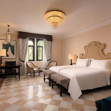 Alfonso Xiii, A Luxury Collection Hotel,