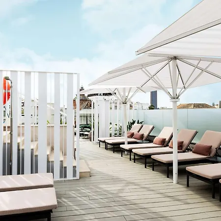 Radisson Collection Hotel, Magdalena Plaza מלון