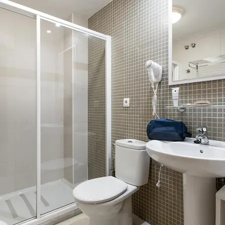 Pierre & Apartman *