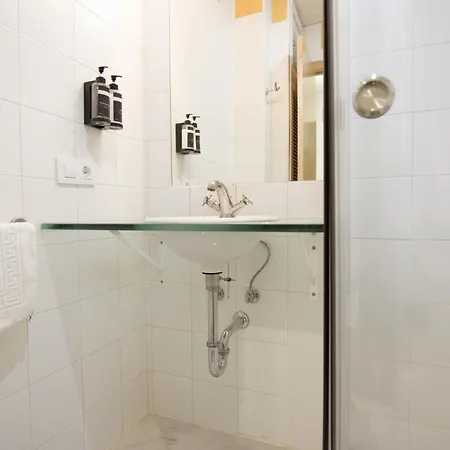 Rentalsevilla Arfe Apartamento *