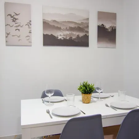 Rentalsevilla Arrayan Apartment Seville