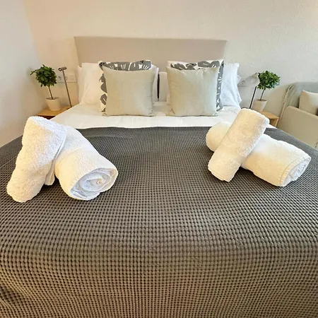 Triana Confort Apartment *