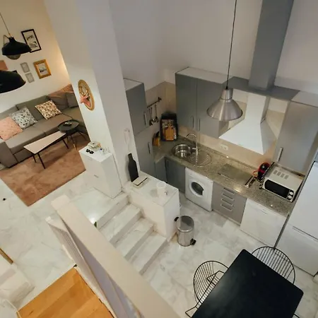 Cozy Next To The Alameda -2bdrm 1,5 Bath Apartment Seville