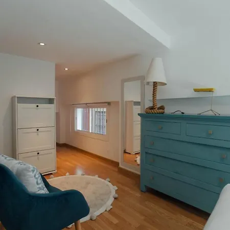 Cozy Next To The Alameda -2bdrm 1,5 Bath *
