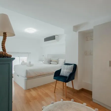Cozy Next To The Alameda -2bdrm 1,5 Bath * Seville