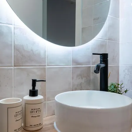 Diseno Y Comodidad En Bami Apartamento