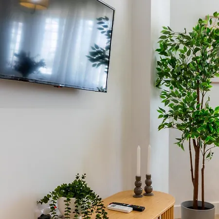 Diseno Y Comodidad En Bami Apartamento *