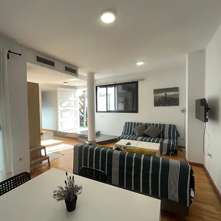 Atico Con Terraza Privada *