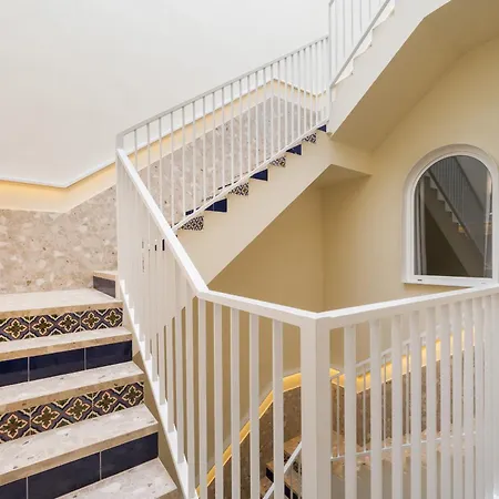Apartment Brand New Penthouse -private Roof Terrace- Alameda *