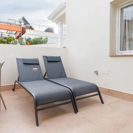 Brand New Penthouse -private Roof Terrace- Alameda Apartment