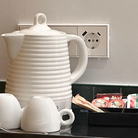 Ribera De Triana Hotel 4*