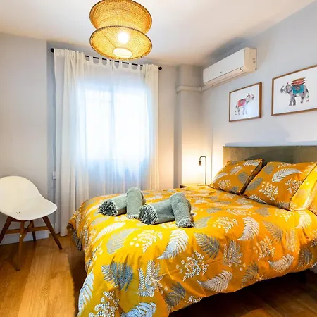 2 Hab 2 Banos Con Parking Junto Al Casco Historico