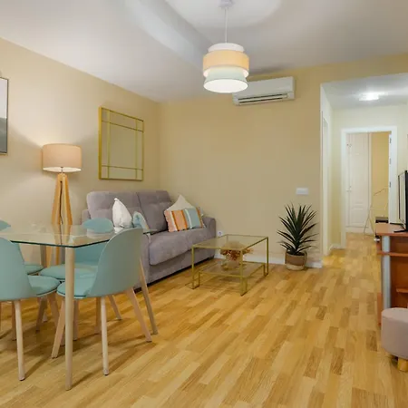 Casco Antiguo Moderno Luminoso Appartement
