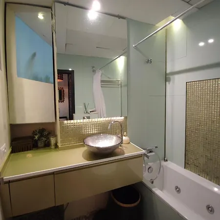 Duplex And Terrace Overlooking Giralda Apartment Seville