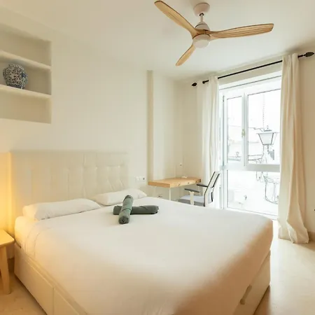 Tentudia Charming With Private Roof-top Or Patio In San Bernardo By Ocityzen Apartamento Sevilla