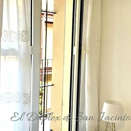 El Duplex De San Jacinto * Sevilha