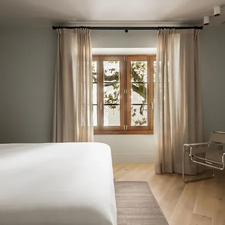 Mercer Residences Aparthotel Seville