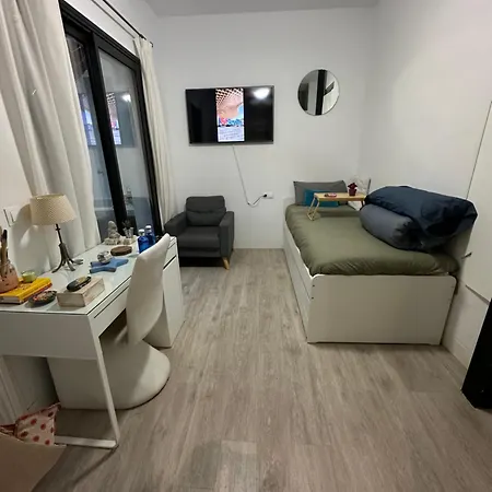 Homestay Casa Duque Compartida Familiar 2- Bano Propio Seville