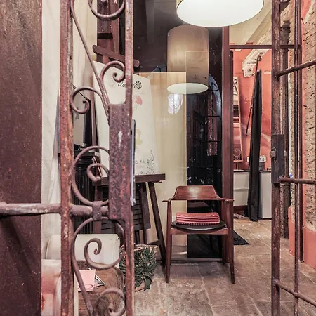 La Casa Del Arquitecto Restaurador Seville