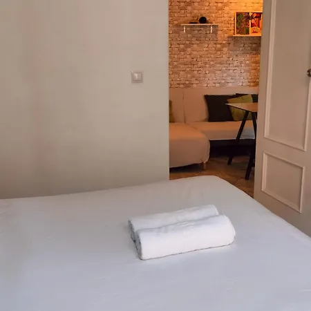 Appartamento En Sevilla Centro Con Vistas A La Plaza Alameda De Hercules - Hasta 7 Personas *