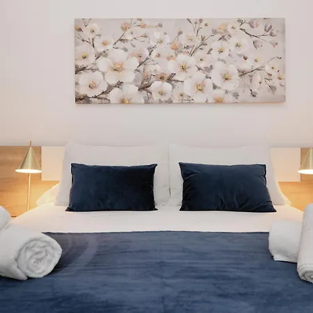 Apartment Trianasol