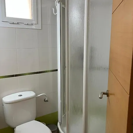 Bonito, Tranquilo Y Fresco En Nervion Apartment *