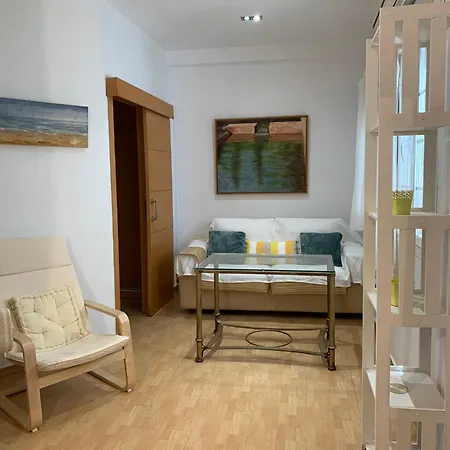Bonito, Tranquilo Y Fresco En Nervion Apartment