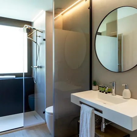 Feelathome Nervion Apartment *