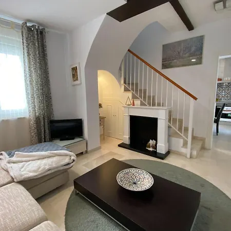 Apartment Beautiful In Triana, Sevillarooms