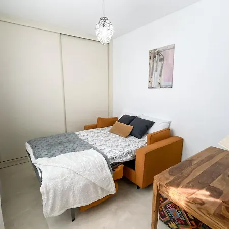 Apartment Beautiful In Triana, Sevillarooms Seville