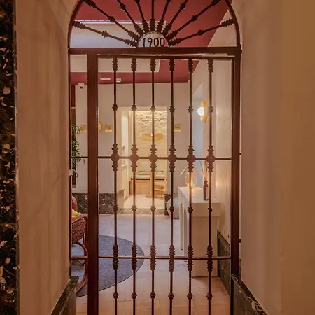 Pensión Lirium Casa Patio Sevilla