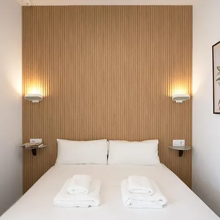 Naranjas Y Limones, By Homing U Aparthotel