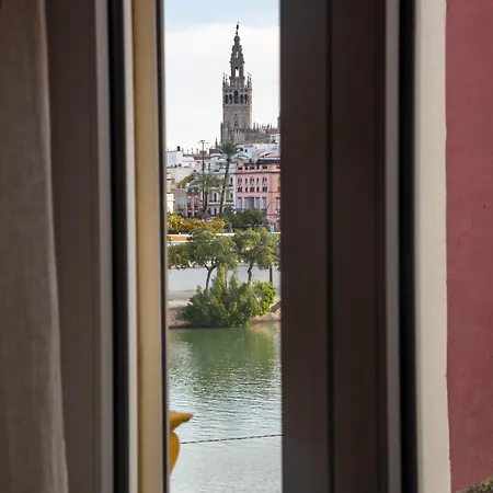 Apartment Am Betis Guadalquivir *