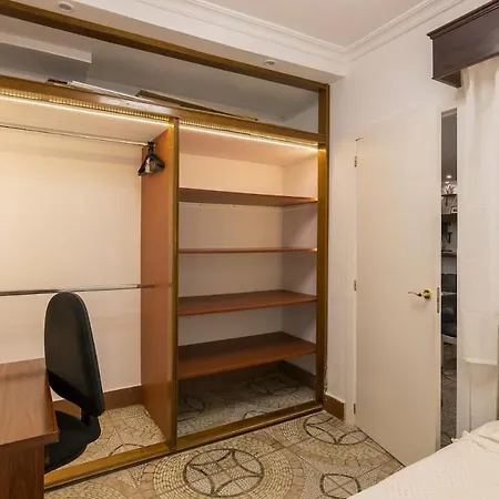 Deluxe Divina Apartment