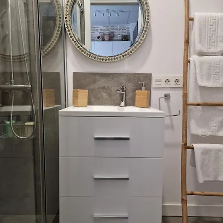 Atico En Puerta Osario Apartment Seville