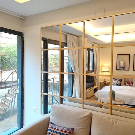 El Alcazar Apartment