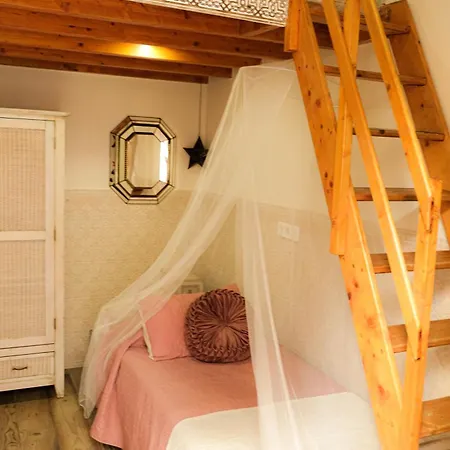 Casa De La Juderia Dona Pilar Homestay Seville
