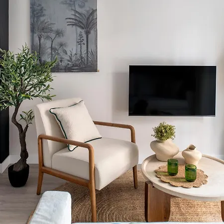 Apartment La Muralla By Alohamundi *