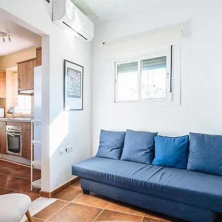 Homeyseville-lovely Duplex At Santa Cruz 10 Pax, Parking Optional Apartment Seville