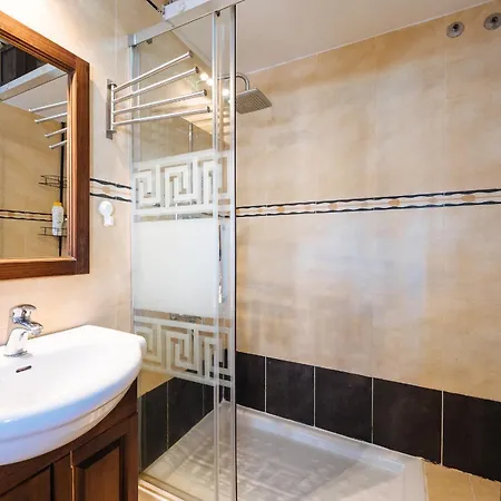 Apartment Homeyseville-lovely Duplex At Santa Cruz 10 Pax, Parking Optional *