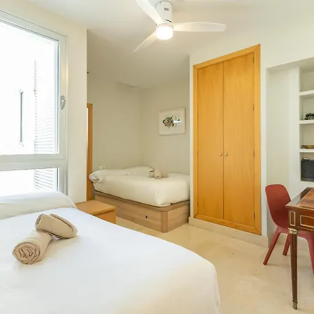 Tentudia Charming With Private Roof-top Or Patio In San Bernardo By Ocityzen Apartamento *