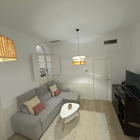 Apartment Pikis Center *