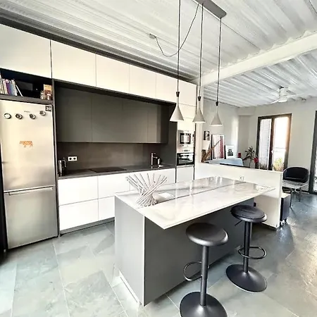 Apartment Hispalis Design At