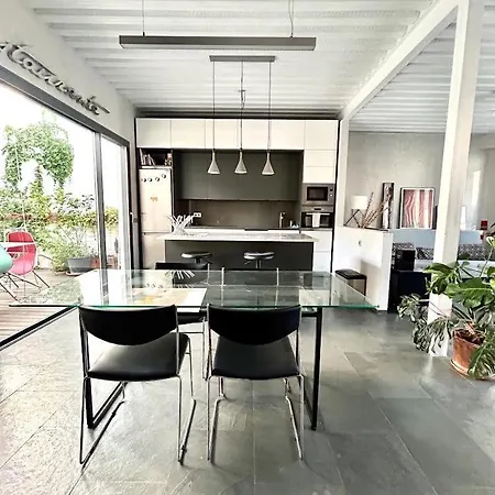 Hispalis Design At Apartment